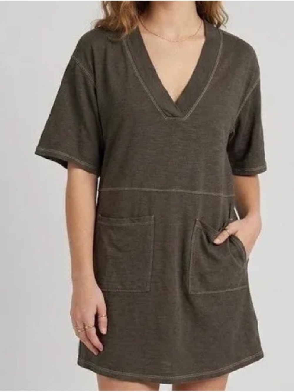 NATURAL LIFE Olive Short Sleeve V-Neck Swim Coverup with Pockets